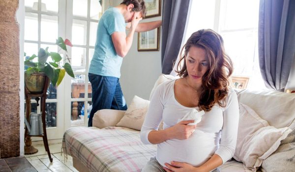 Почему рушатся отношения во время беременности, как этого избежать