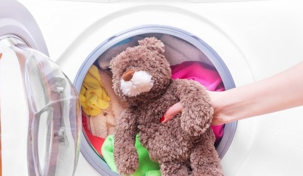 Как правильно стирать мягкие детские игрушки