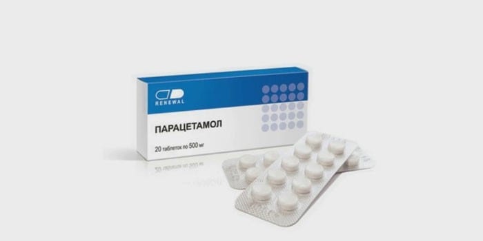 Таблетки Парацетамол в упаковке