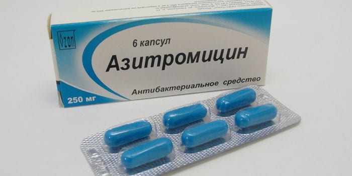 Капсулы Азитромицин в упаковке