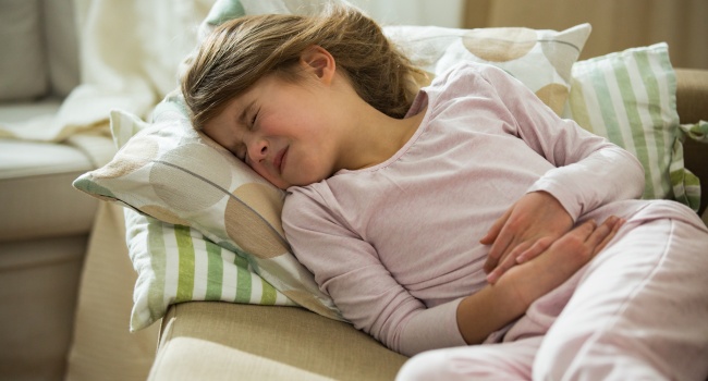 5 причин болей в животе у ребенка, которые должны знать родители