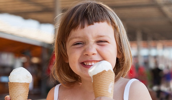 Плюсы и минусы мороженого для детей