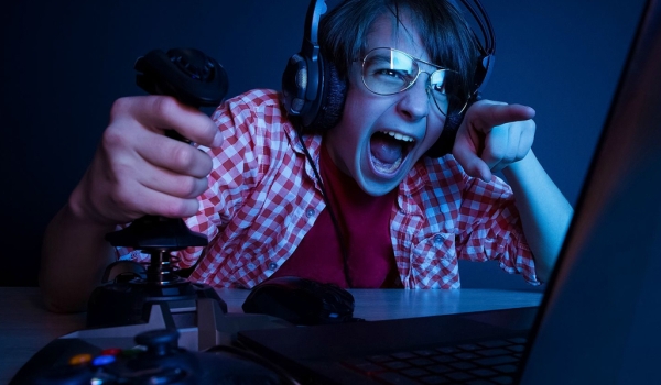 Обучают ли жестокие видеоигры детей думать и действовать агрессивно