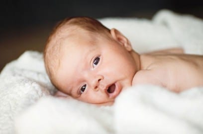 Как видят новорожденные: особенности зрения ребенка