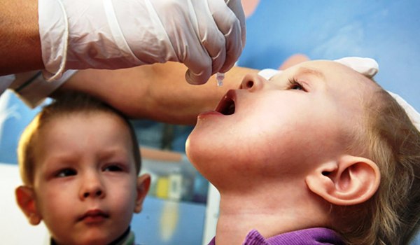 Прививка против полиомиелита