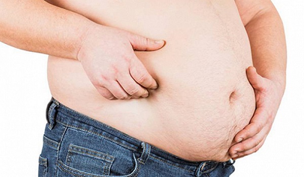 Ученые выявили новый симптом COVID-19 для людей с лишним весом