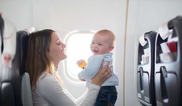 Новые правила перевозки маленьких детей в самолете