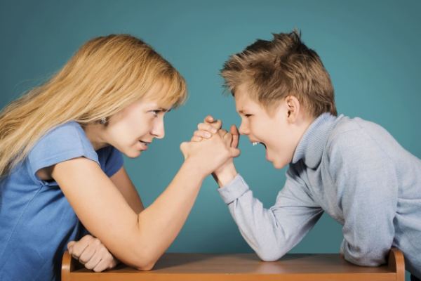 10 советов, как устранить соперничество между братьями и сестрами