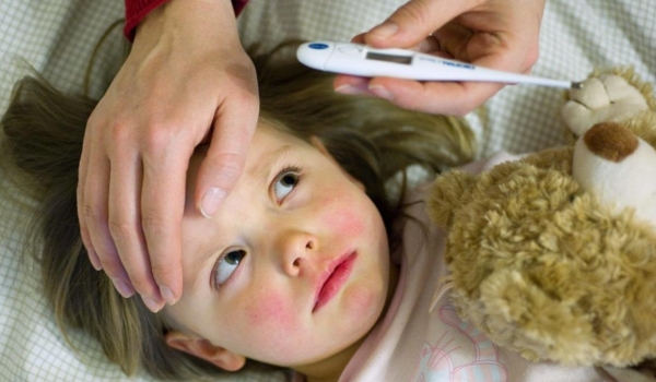 5 развенчанных мифов о детской лихорадке