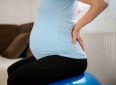Как справиться с болью в спине при беременности