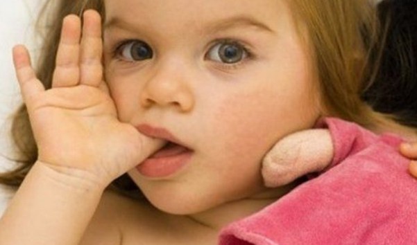 10 причин, по которым сосание большого пальца полезно для малышей