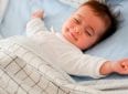 8 способов научить ребенка спать всю ночь