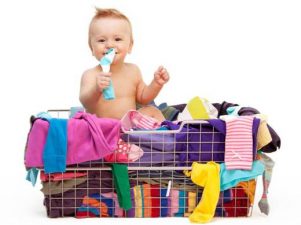 Что нужно знать о покупке подержанных детских вещей
