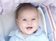 Когда режутся первые зубы у младенцев: признаки и порядок появления
