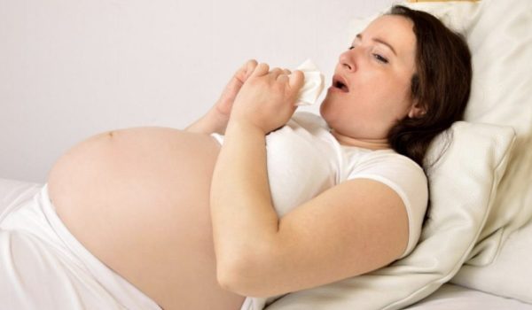 Одышка или боль в груди во время беременности