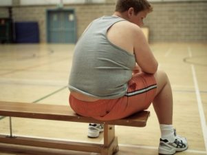 Распространенные причины ожирения у подростков