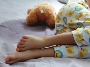 Ночное недержание мочи у детей, как справиться с проблемой