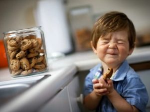 Что делать, когда ваш ребенок ворует еду