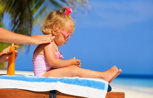 Как лечить солнечный ожог у ребенка