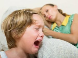 5 способов усугубить истерики ребенка