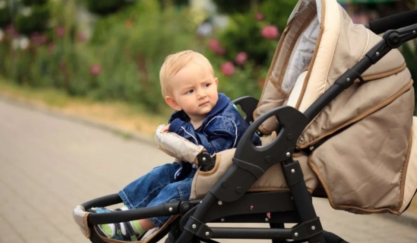 Меры безопасности при использовании детской коляски