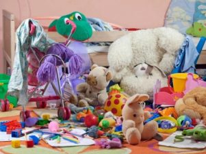 Как чистить и дезинфицировать детские игрушки