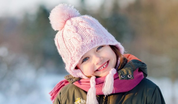 Почему головные уборы обязательны для детей при низких температурах