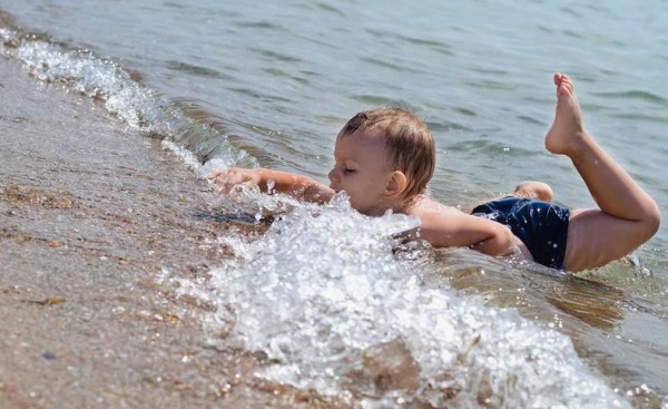 Как обеспечить безопасность детей на воде