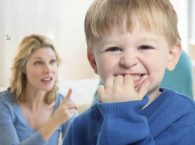 4 вредные привычки ребенка, как их устранить