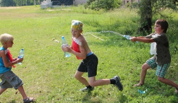 5 водных развлечений для детей летом
